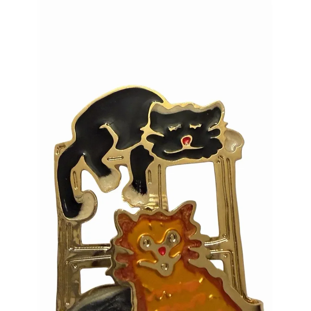 VINTAGE 3D CAT BROOCH Pin Fast Shipping 3223-22